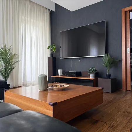 With Air Conditioning And Garage Parking, Zakrzowek Apartman *